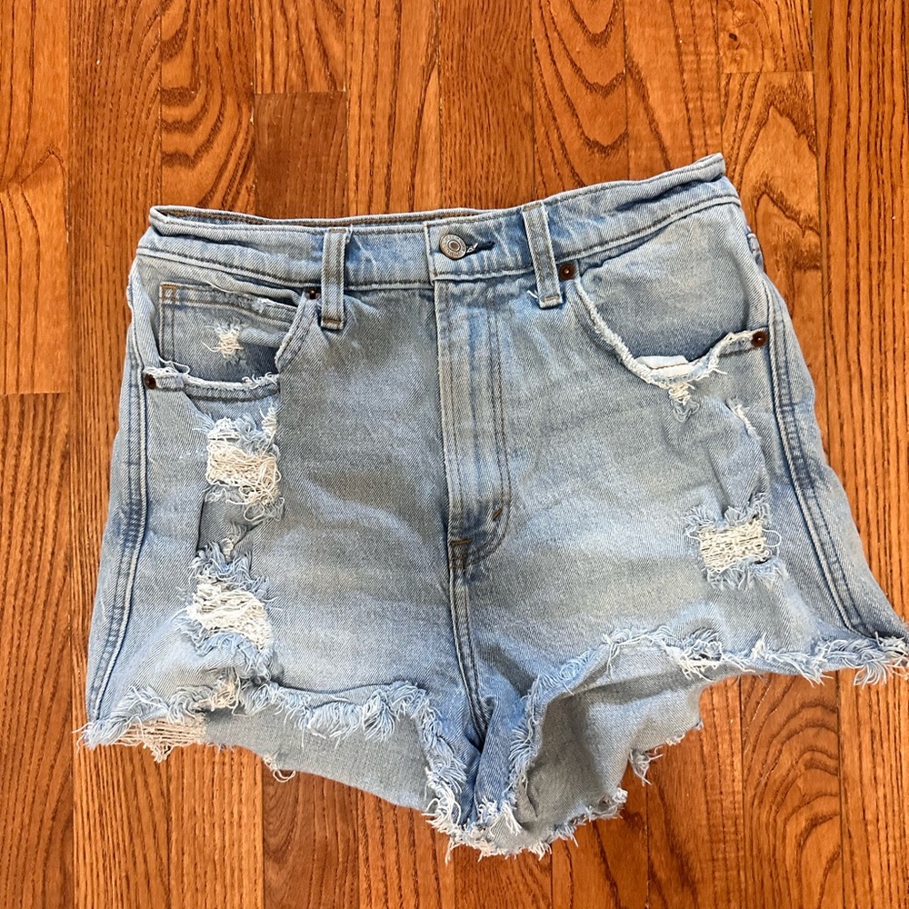 Abercrombie High Rise Mom Jean Shorts